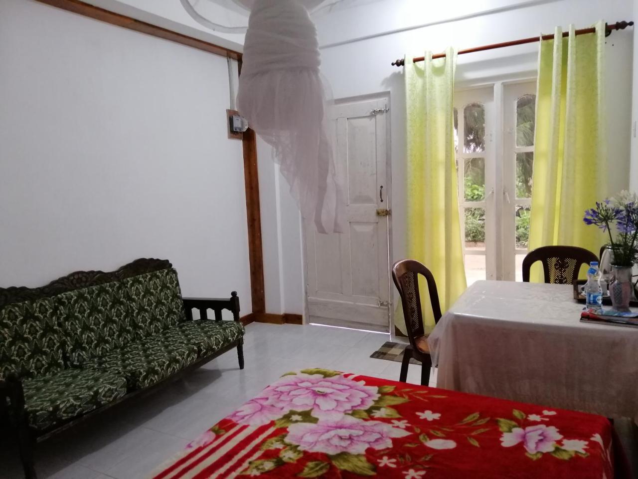 The Galways Edge Homestay Нувара-Элия Экстерьер фото
